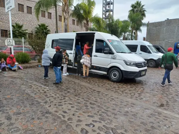 Camioneta - 20 Pasajeros