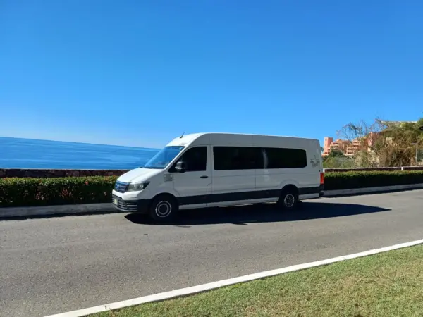 Camioneta - 20 Pasajeros - Imagen 6